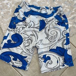 Young Versace shorts 🔥